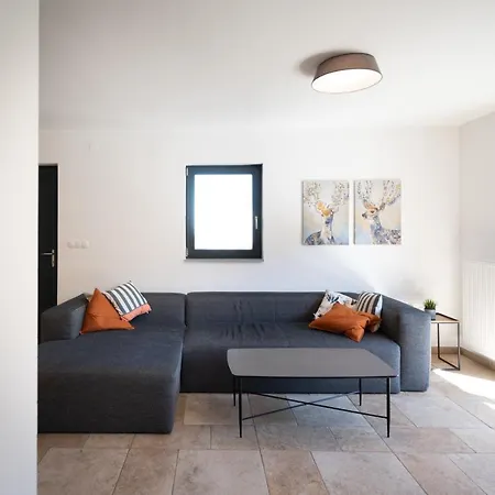 Mountain Pearl Golte Apartman *